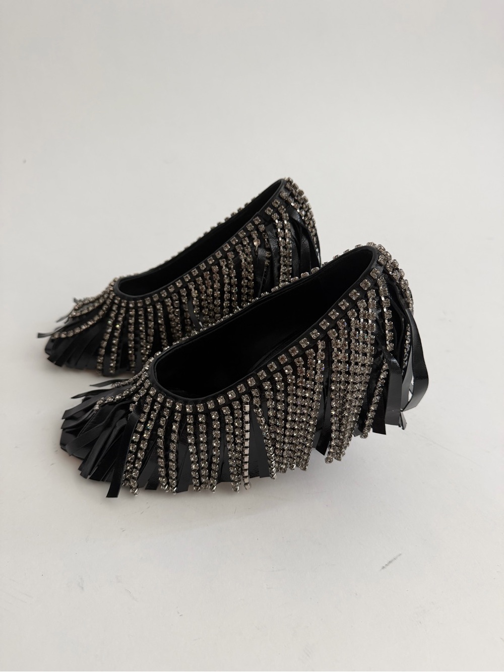 Chloe Mona crystal-embellished fringed leather pumps Archive 7 Boho Romantic - Picture 12 of 12
